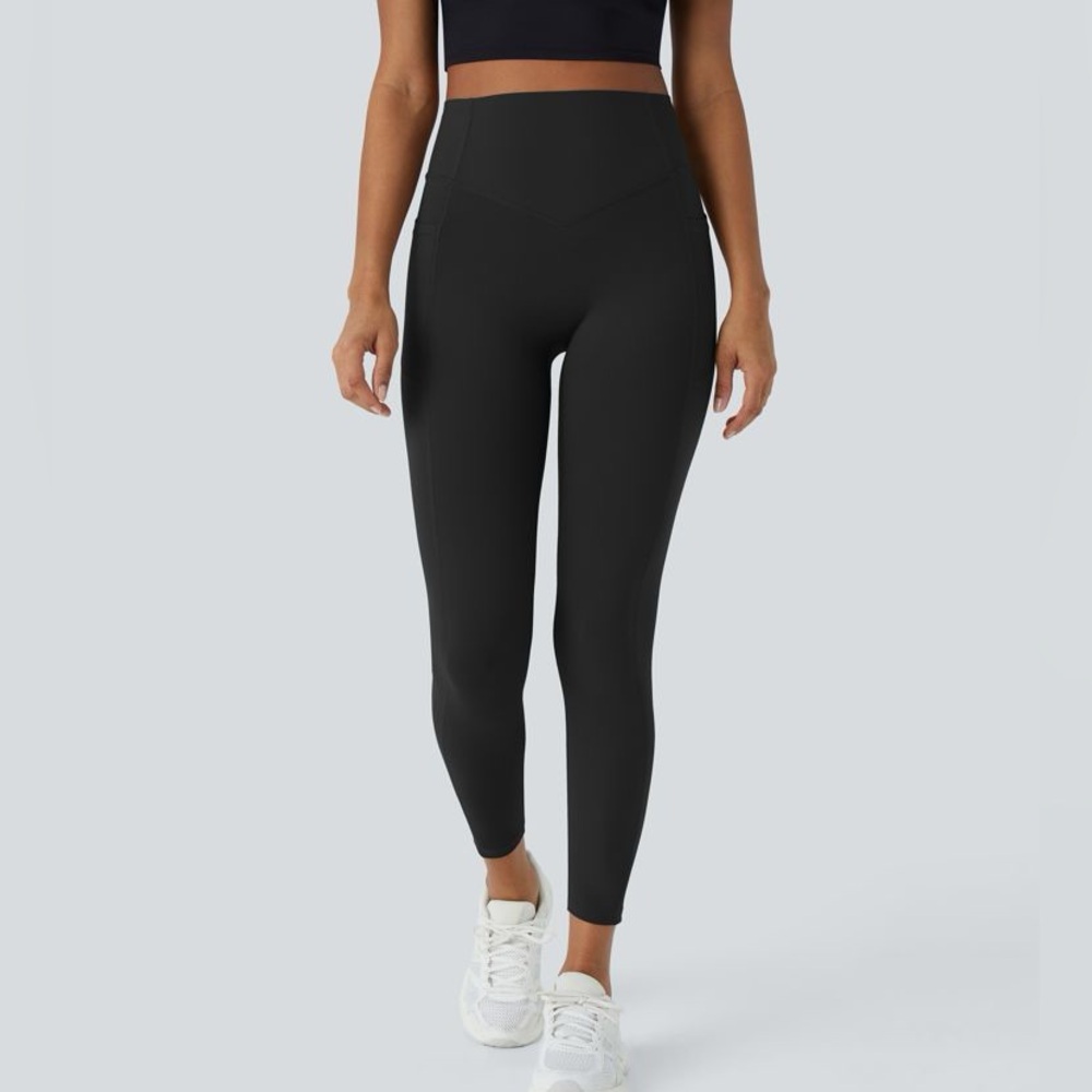 Halara UltraSculpt Butt Lifting Black Leggings Size M (7/8)